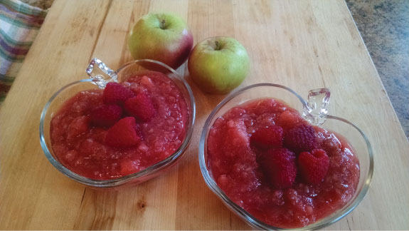 Raspberry-Applesauce-Finished-Product